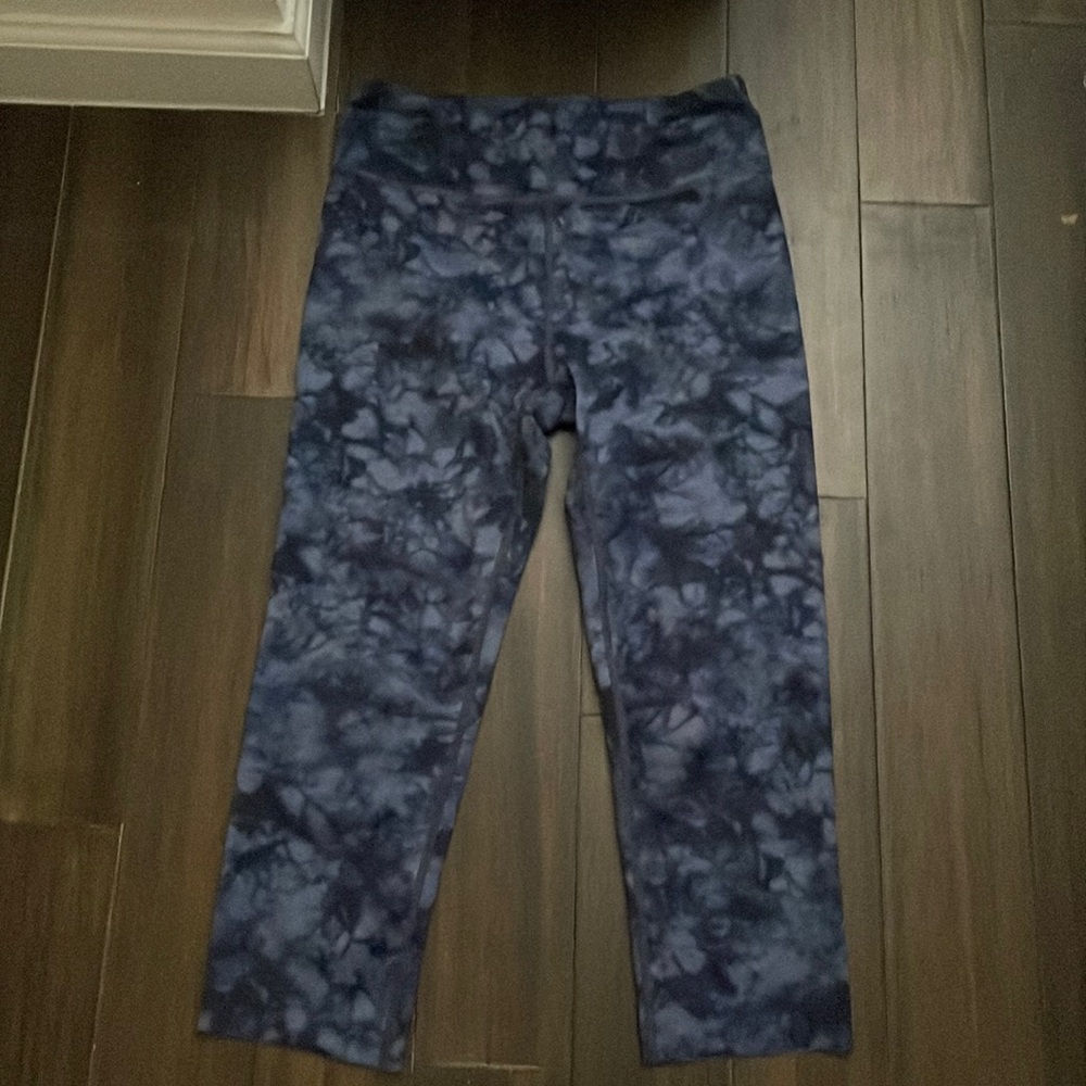 athleta blue tiedye leggings, 19 IN inseam